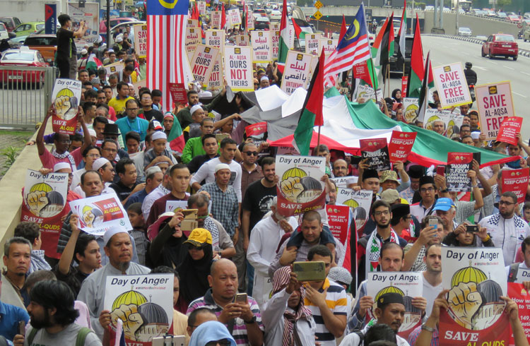 Thousands protest at US embassy in KL over move to recognise Jerusalem as Israel capital